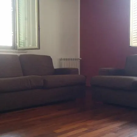 Casa 13 A פלרמו